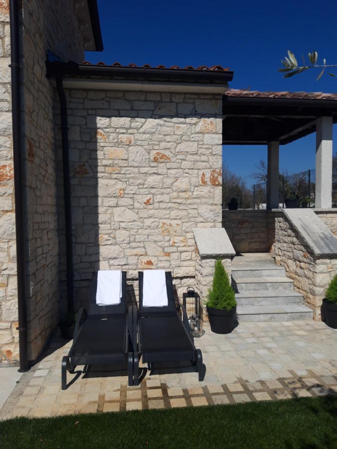 Villa Luksa Grožnjan Exterior foto