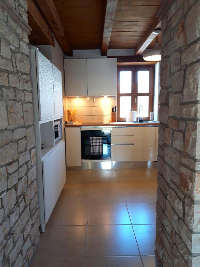 Villa Luksa Grožnjan Exterior foto